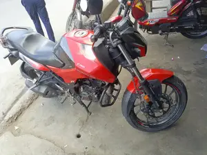 Hero Thriller 160R 2021 Red