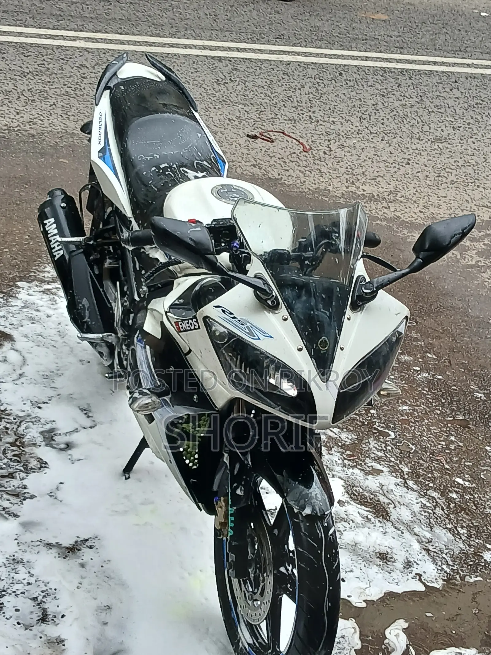 Yamaha R15 V3 2018 White