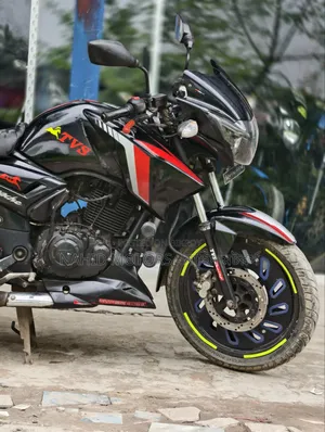 TVS Apache RTR 160 2V 2015 Black