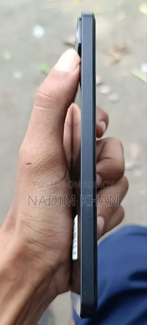 Helio 128 GB Black