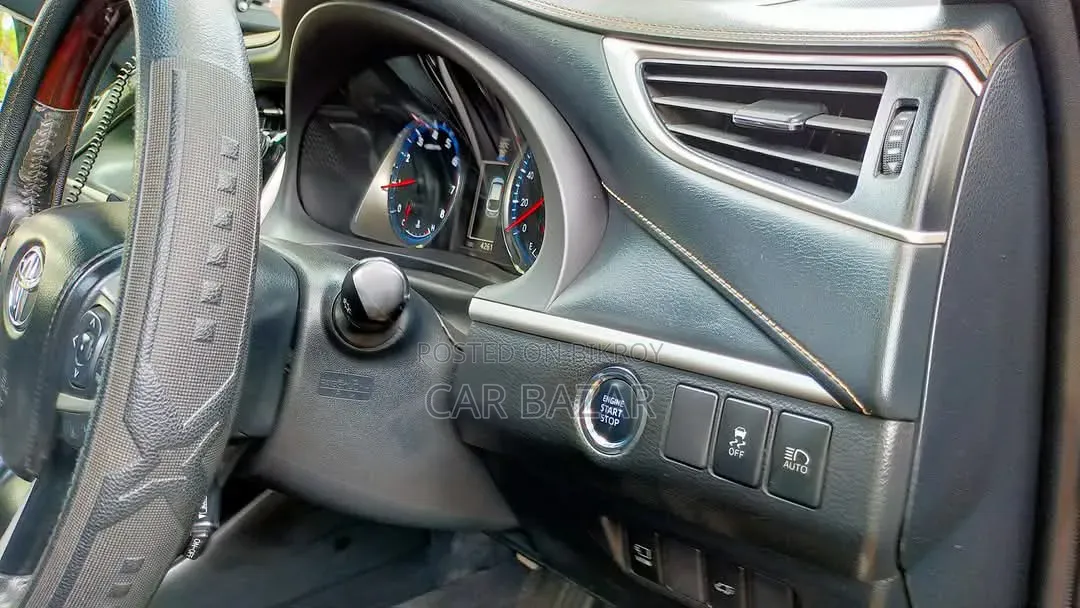 Toyota Harrier 2.0 2014 Blue