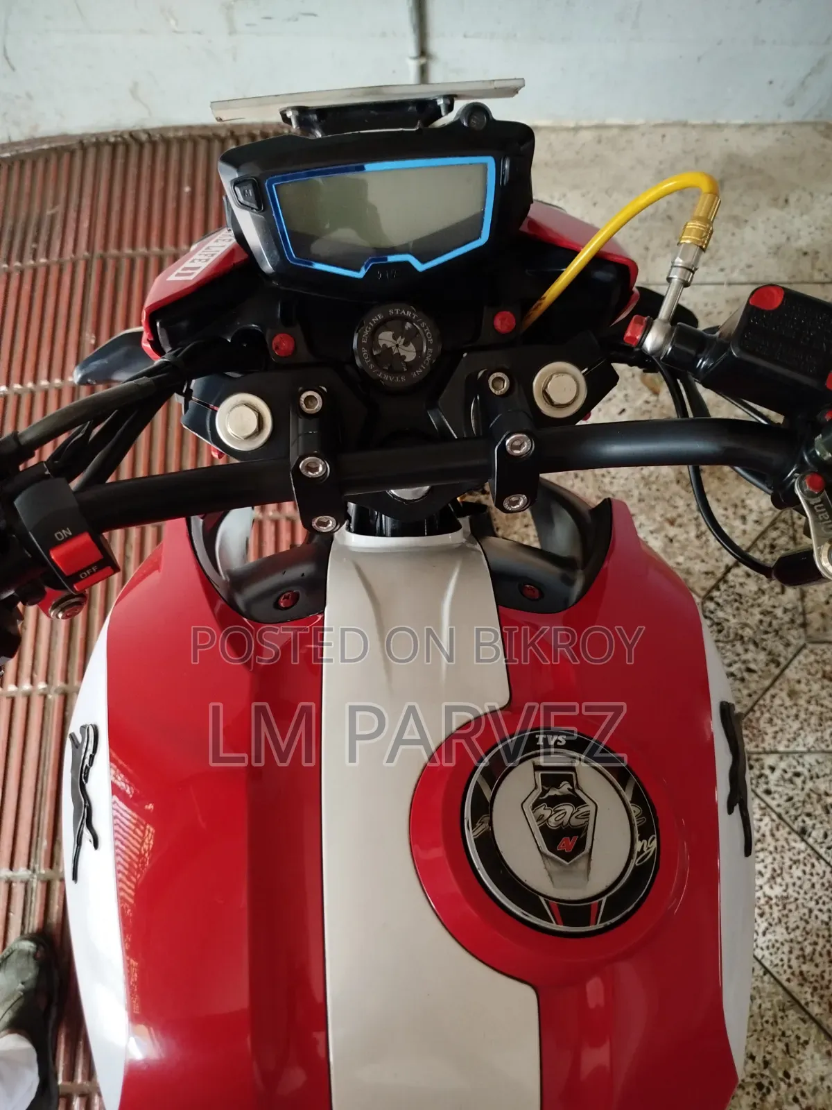 TVS Apache RTR 160 4V 2020 Red