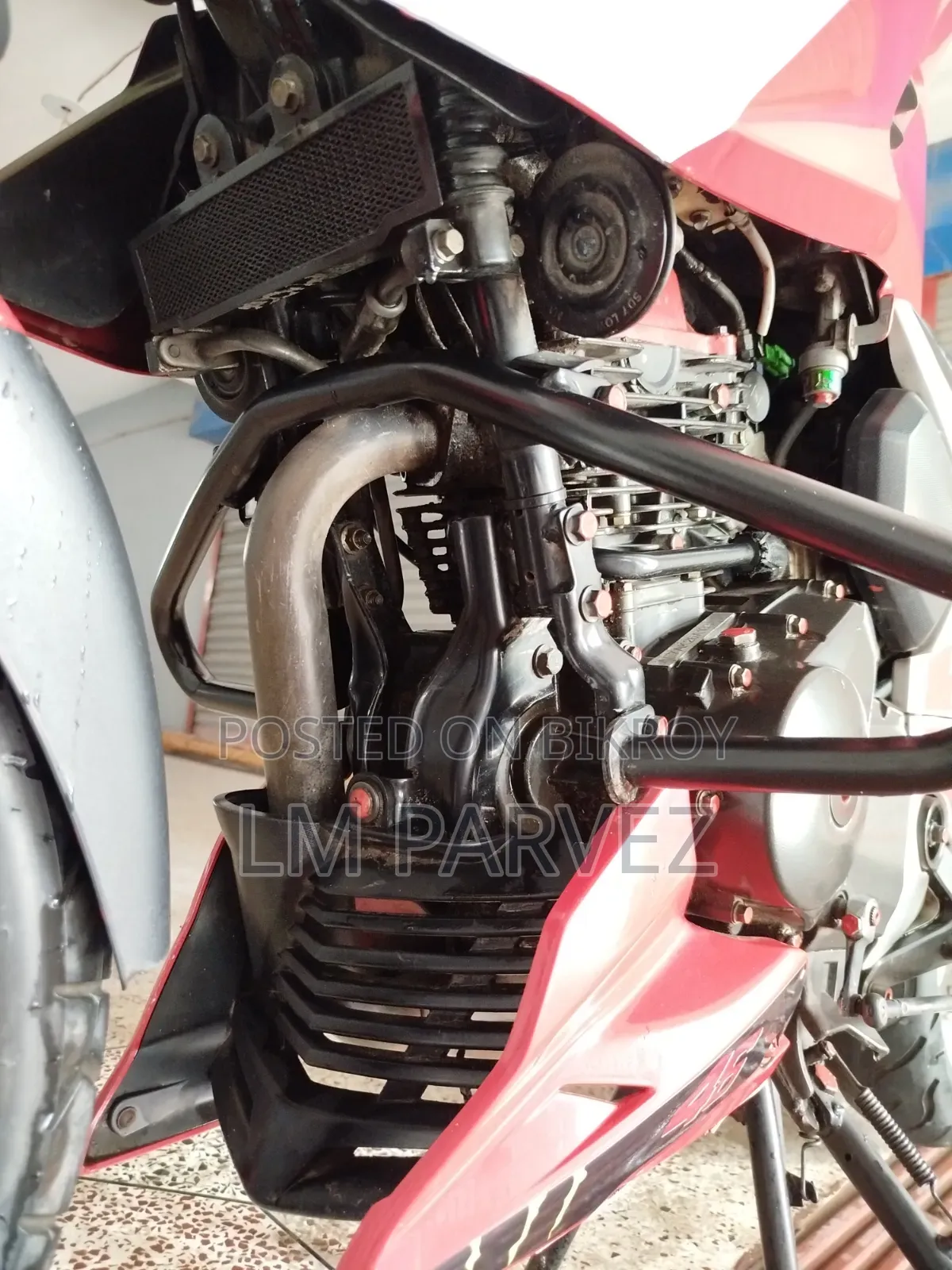TVS Apache RTR 160 4V 2020 Red