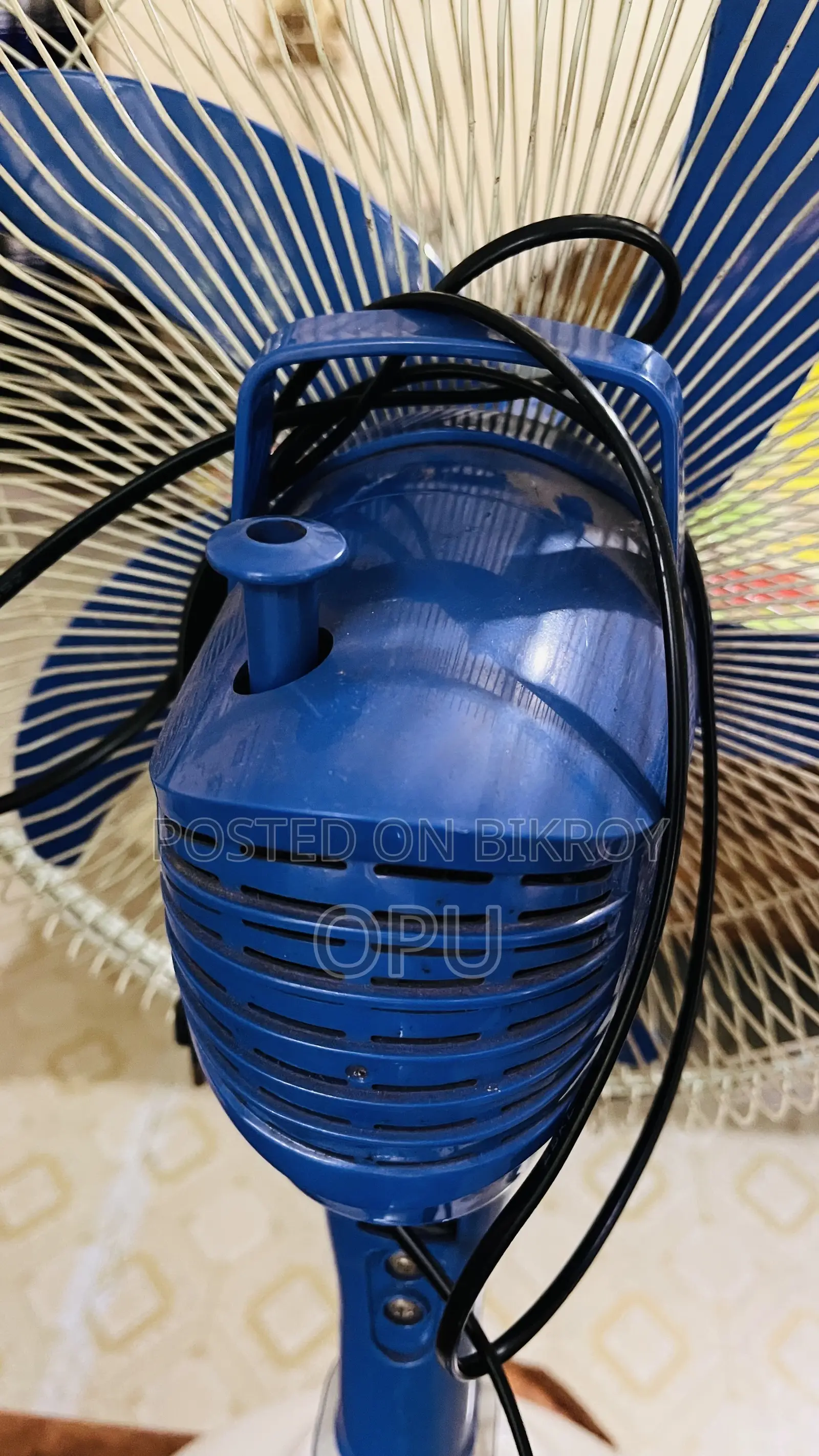 Defender Rechargable Fan
