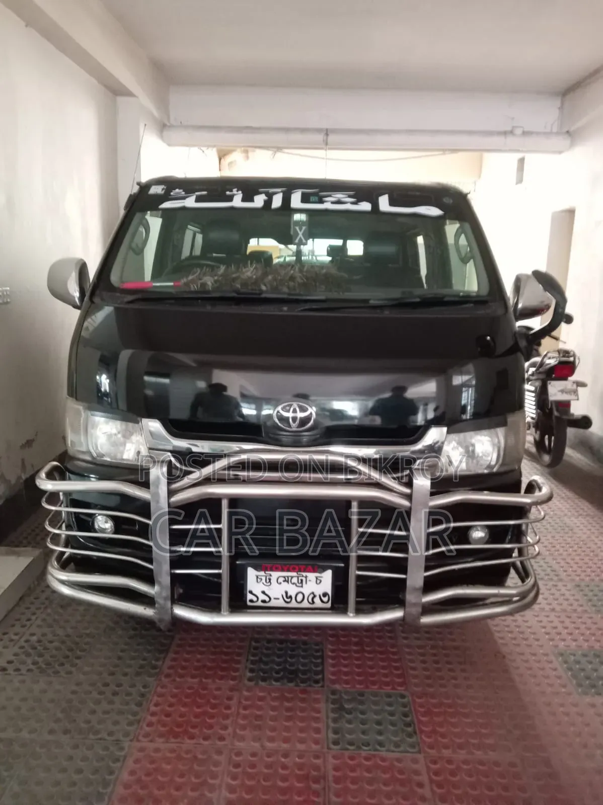 Toyota HiAce 2007 Black