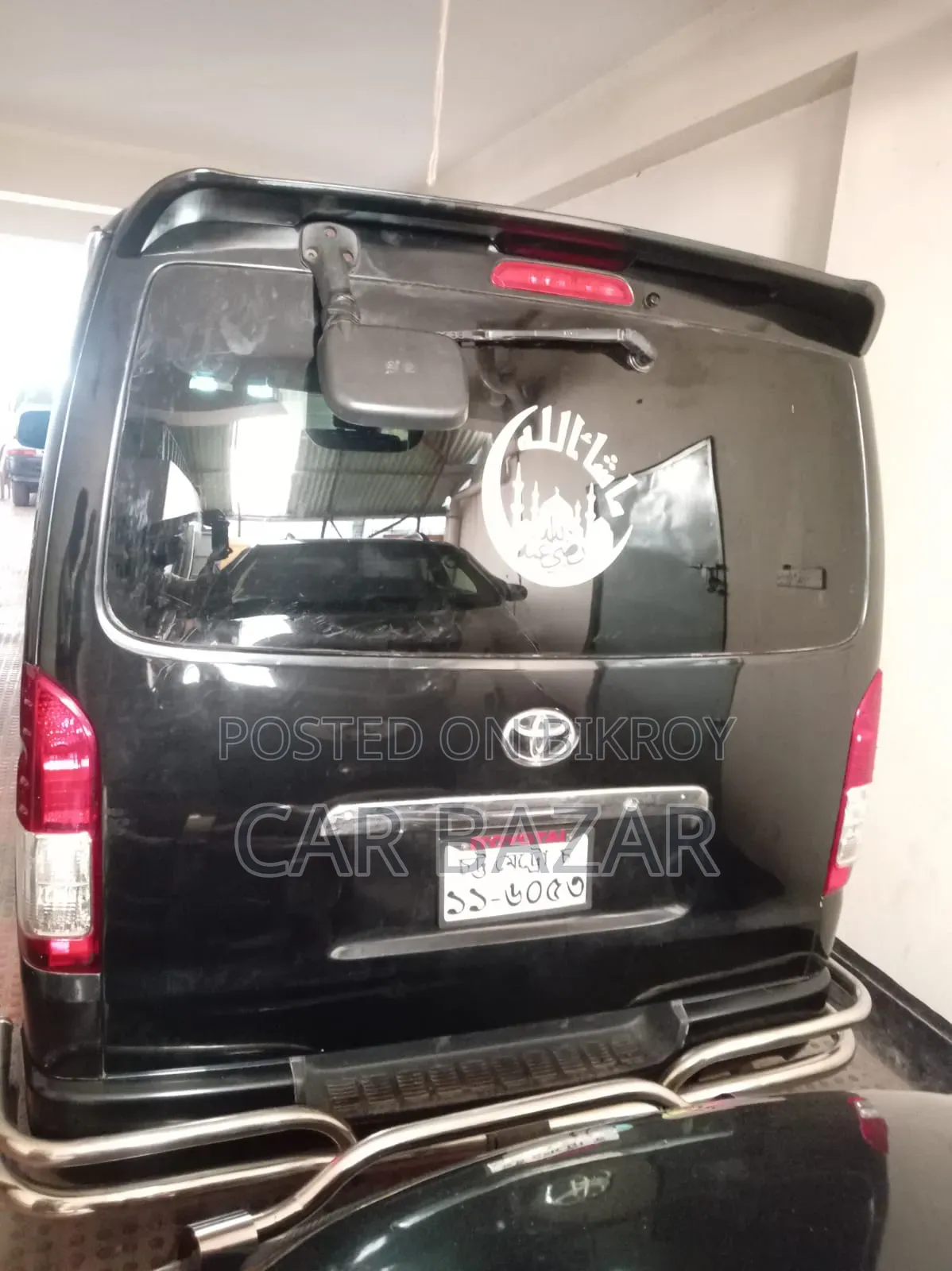 Toyota HiAce 2007 Black