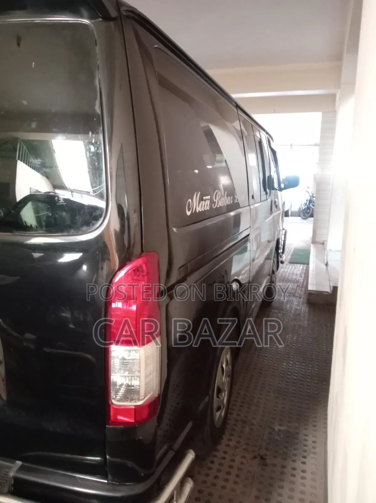 Toyota HiAce 2007 Black