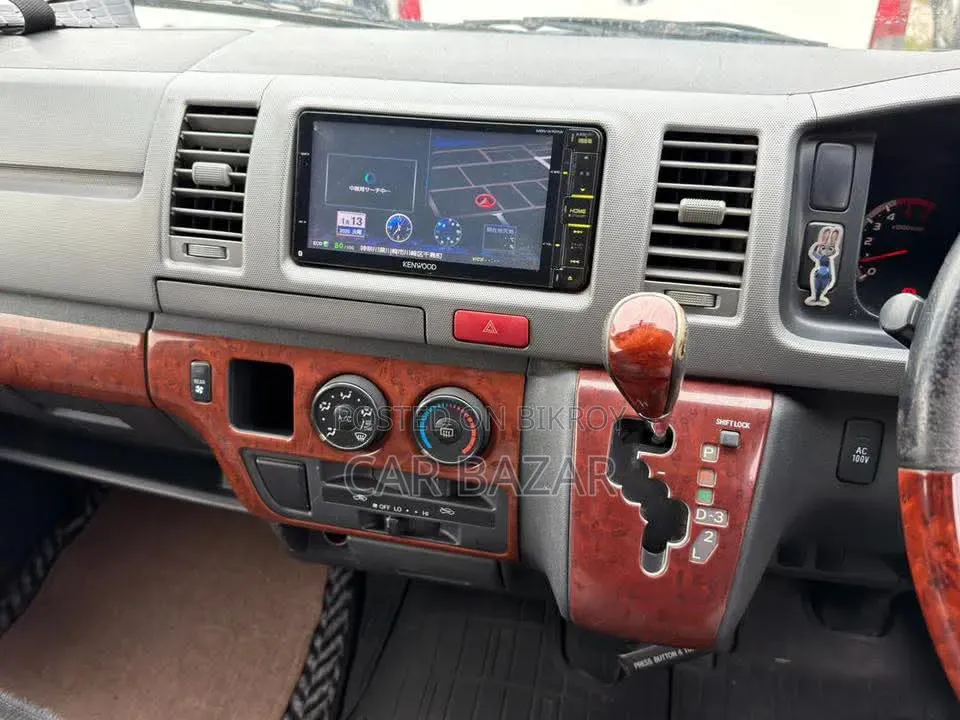 Toyota HiAce 2007 Black