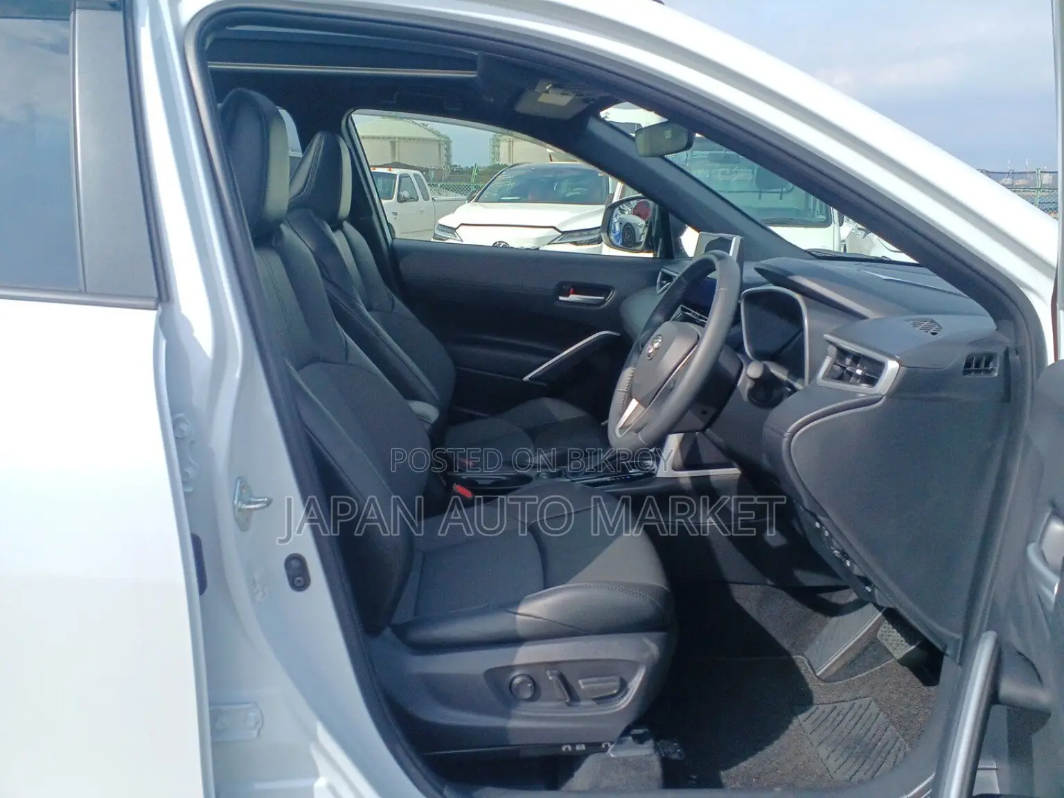 Toyota Corolla Cross L 2WD 2024 Pearl