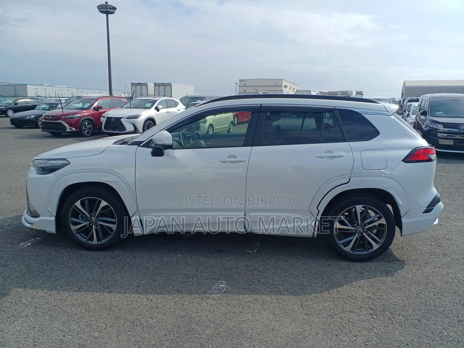 Toyota Corolla Cross L 2WD 2024 Pearl