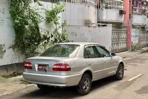Toyota Corolla 1.6 Sedan 1997 Silver