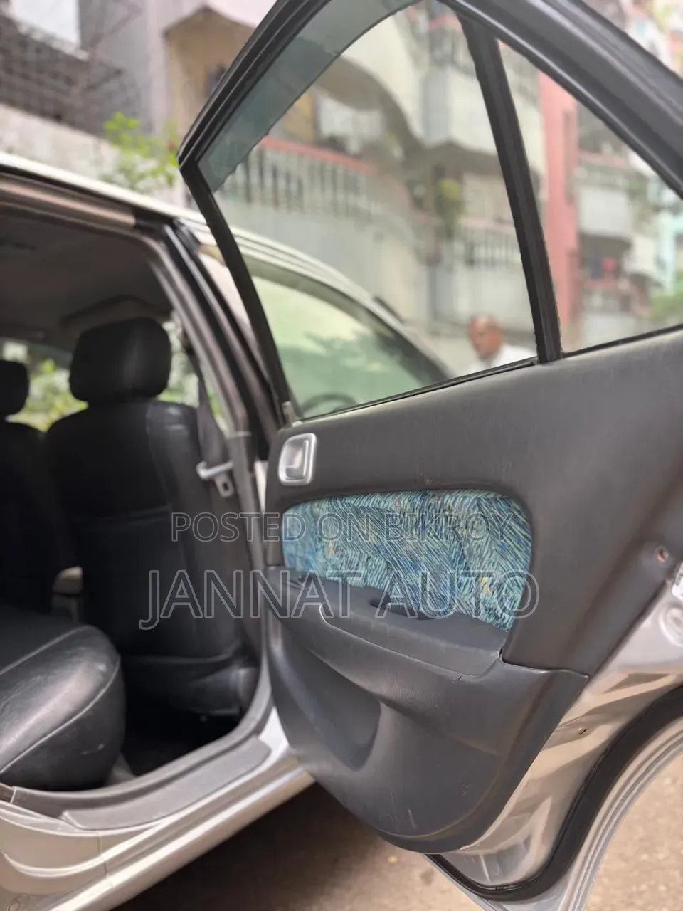 Toyota Corolla 1.6 Sedan 1997 Silver