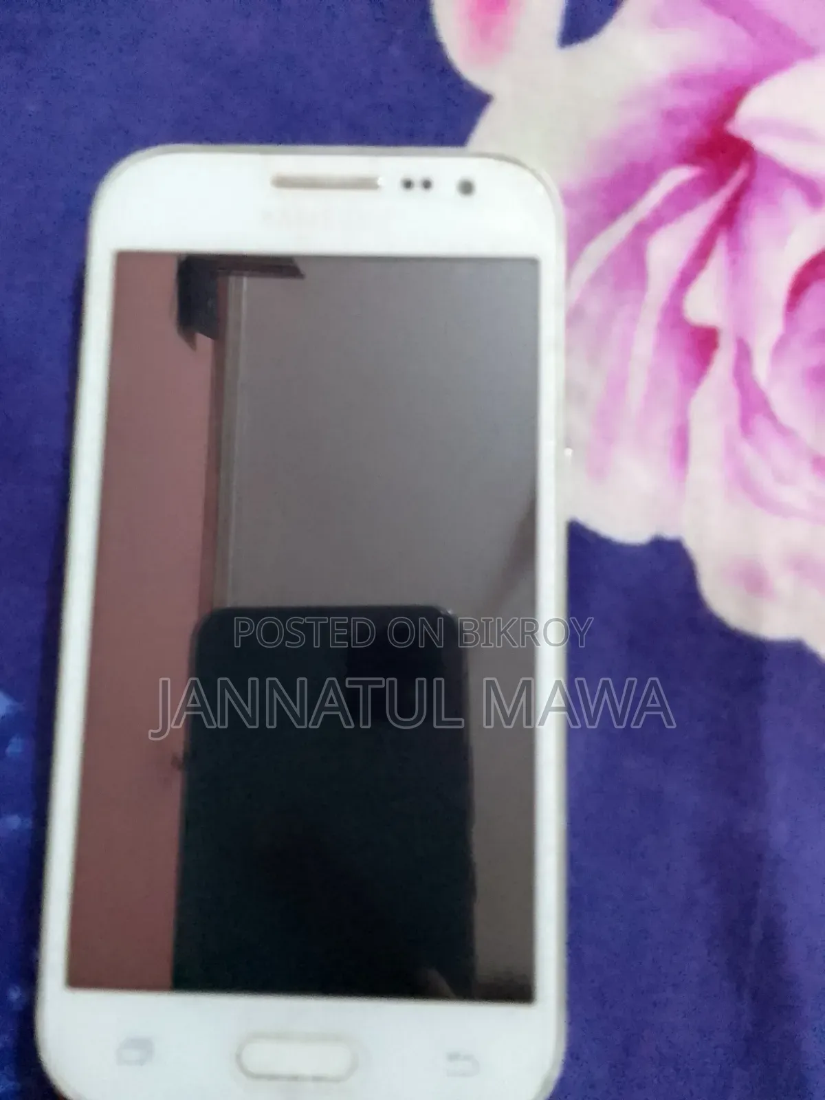 Samsung 8 GB Silver