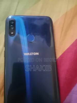 Walton 32 GB Blue