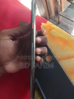 Tecno Camon 40 Pro 4G 256 GB Silver