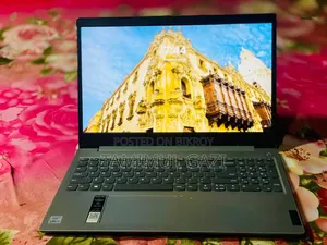 Laptop Lenovo IdeaPad 320 8GB Intel Core i5 SSHD (Hybrid) 128GB