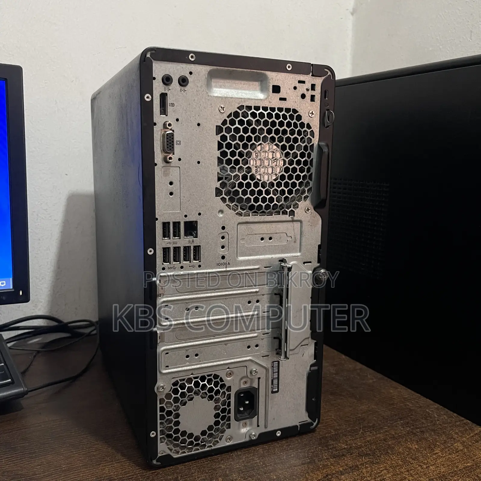 Desktop Computer HP 4GB Intel Core i5 SSD 128GB
