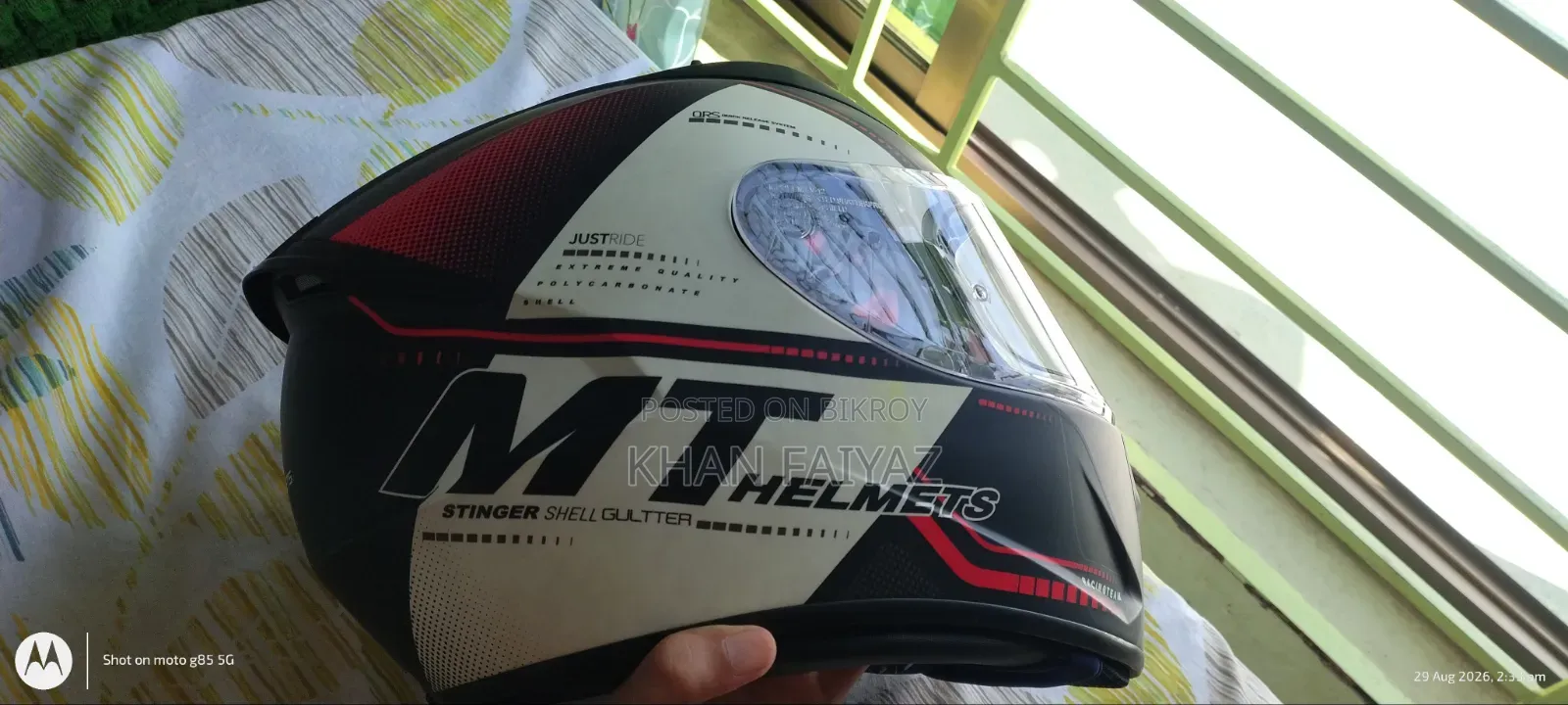MT Stinger Helmet for Sale (Size: M, Fresh Condition)