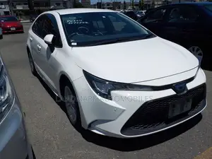 Toyota Corolla 2021 White