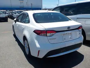 Toyota Corolla 2021 White