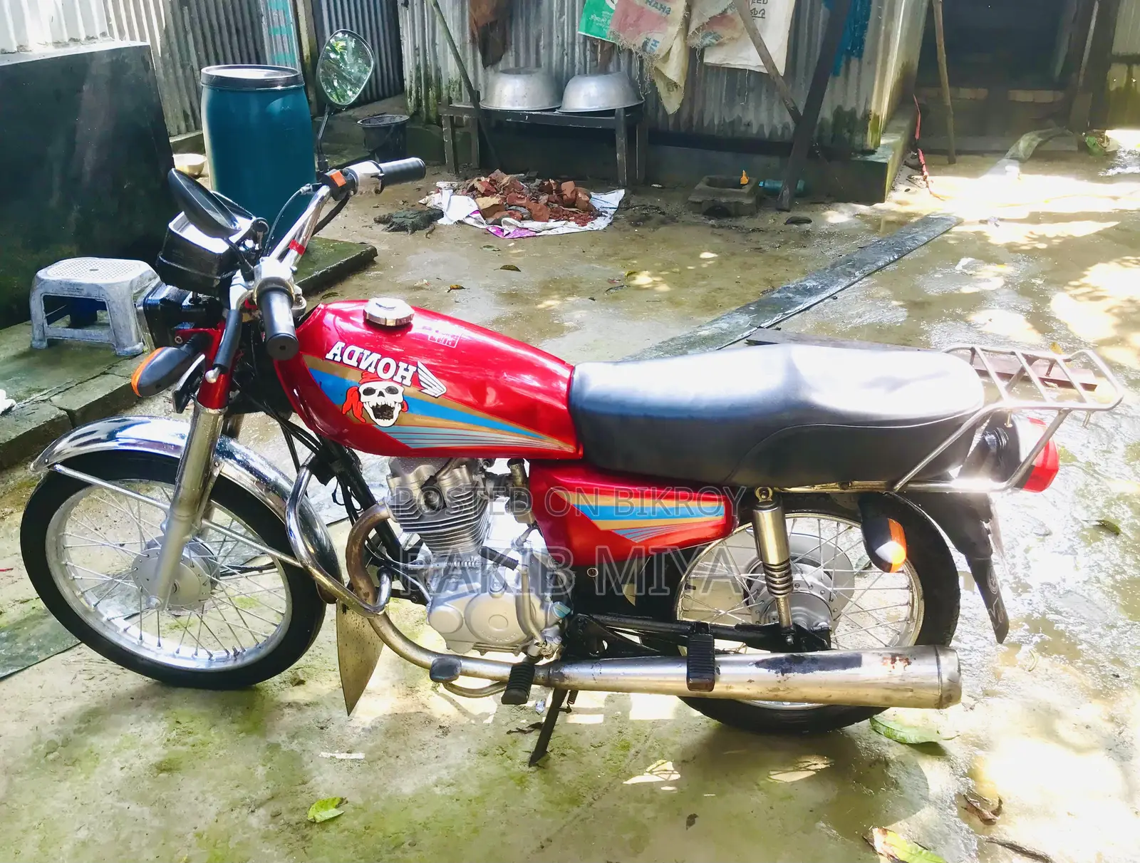 Honda 2003 Red