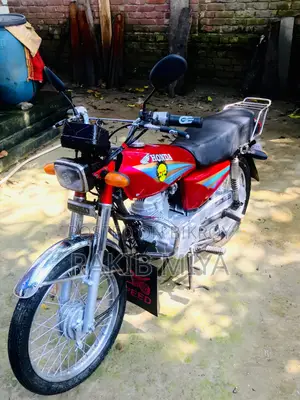 Honda 2003 Red