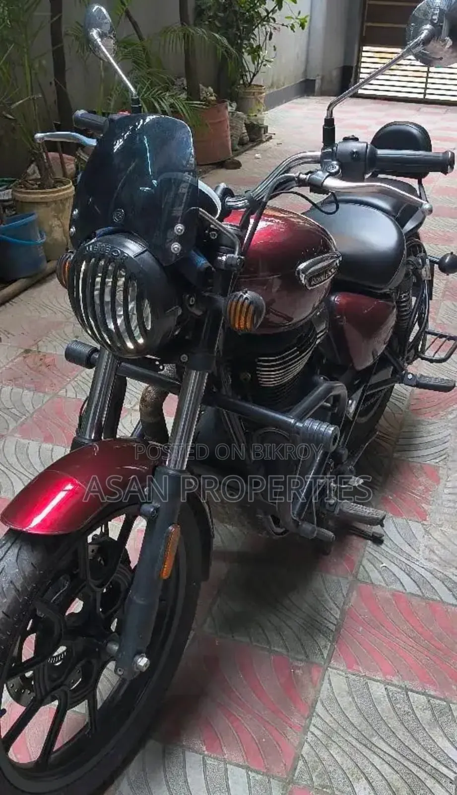 রয়েল এনফিল্ড মিডিওর ৩৫০ ২০২৪