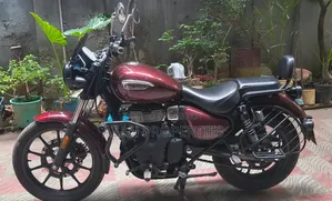 রয়েল এনফিল্ড মিডিওর ৩৫০ ২০২৪