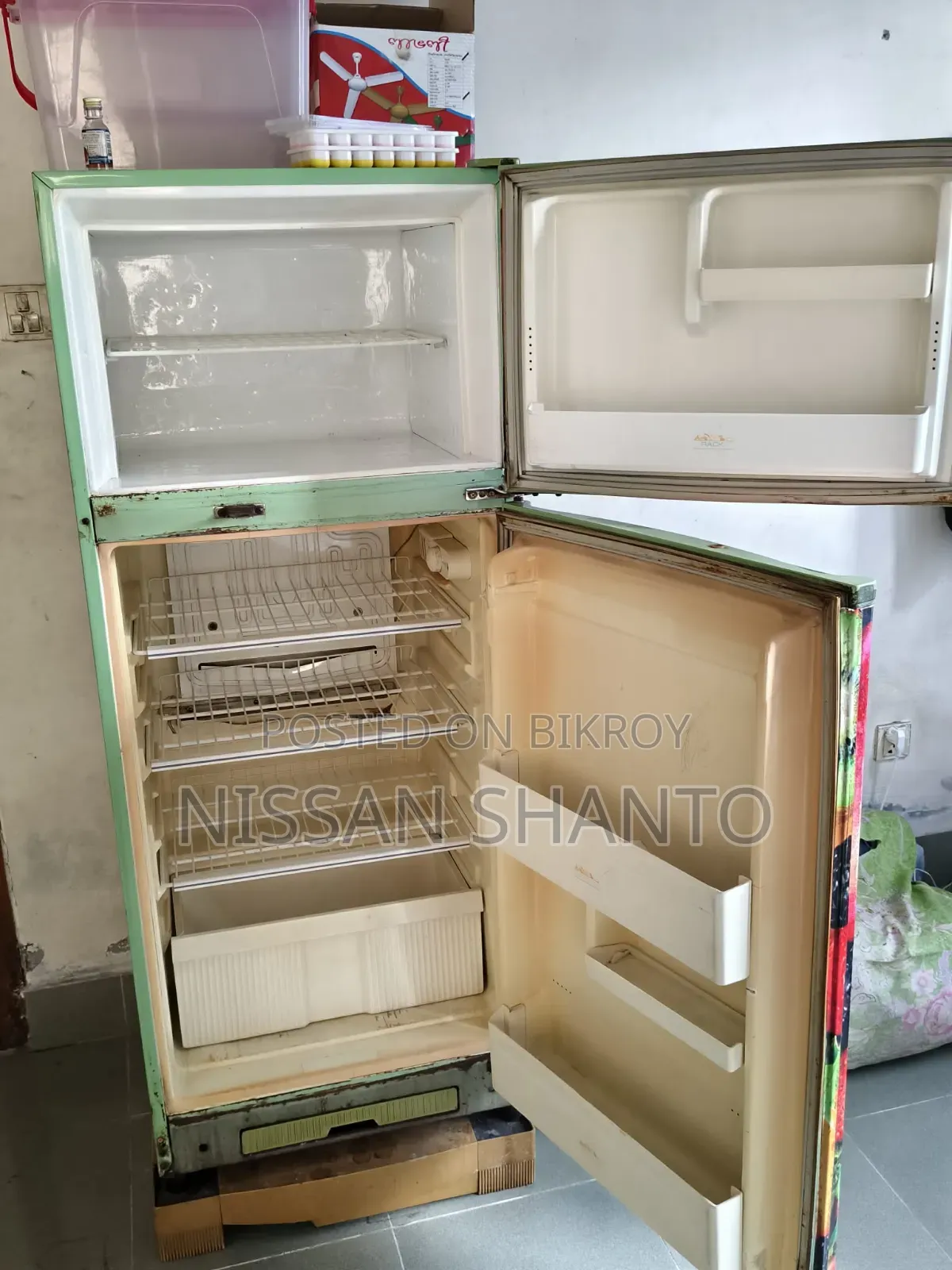Refrigerator