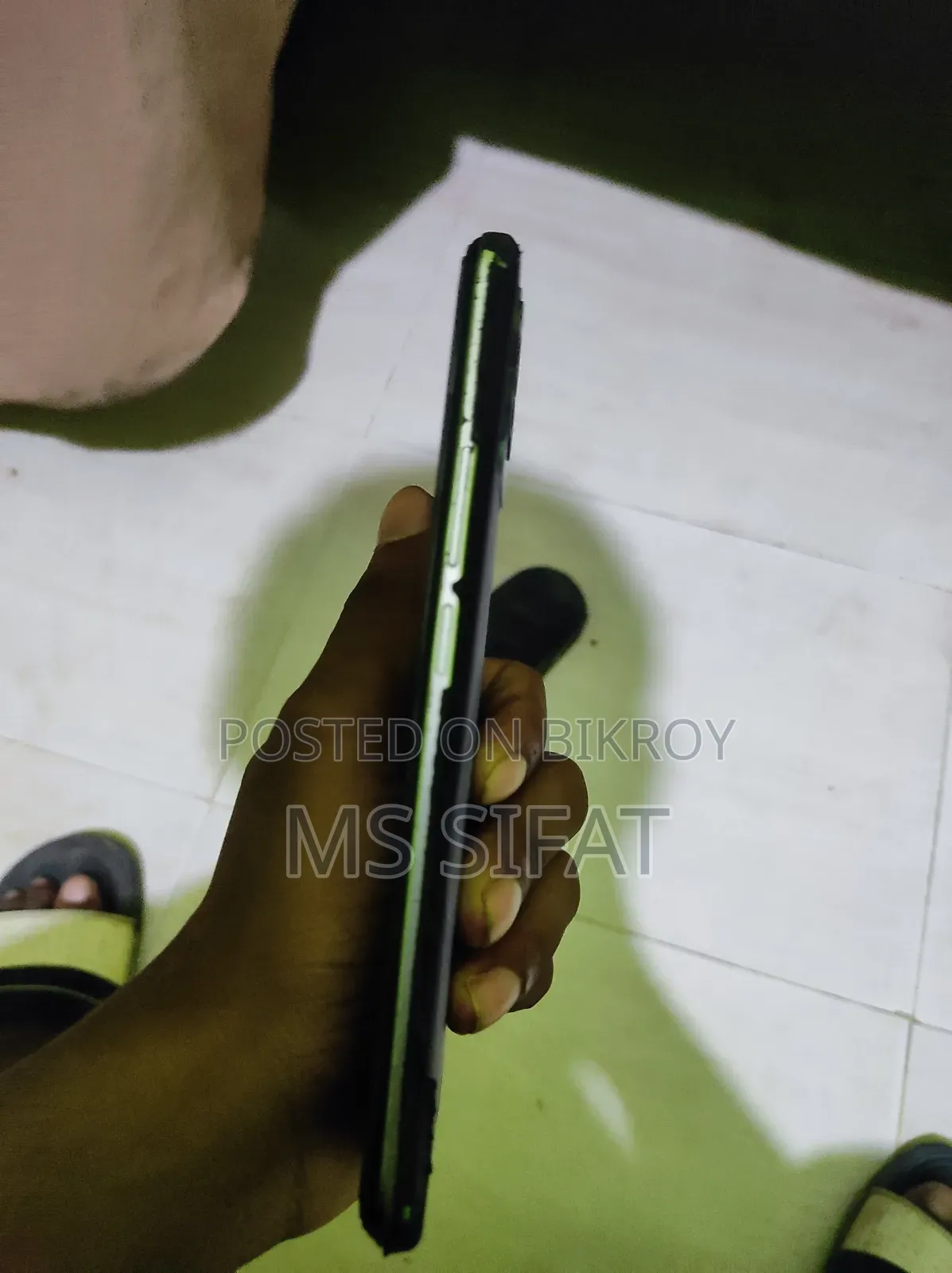 Realme 128 GB Silver