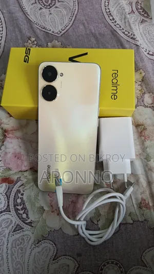 New Realme 256 GB Gold