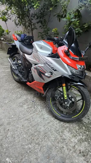 Suzuki Gixxer SF 2024 Orange