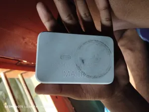 Joyroom JR-W020 10000mAh Magnetic Wireless Power Bank