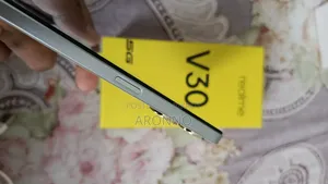 New Realme 256 GB Gold