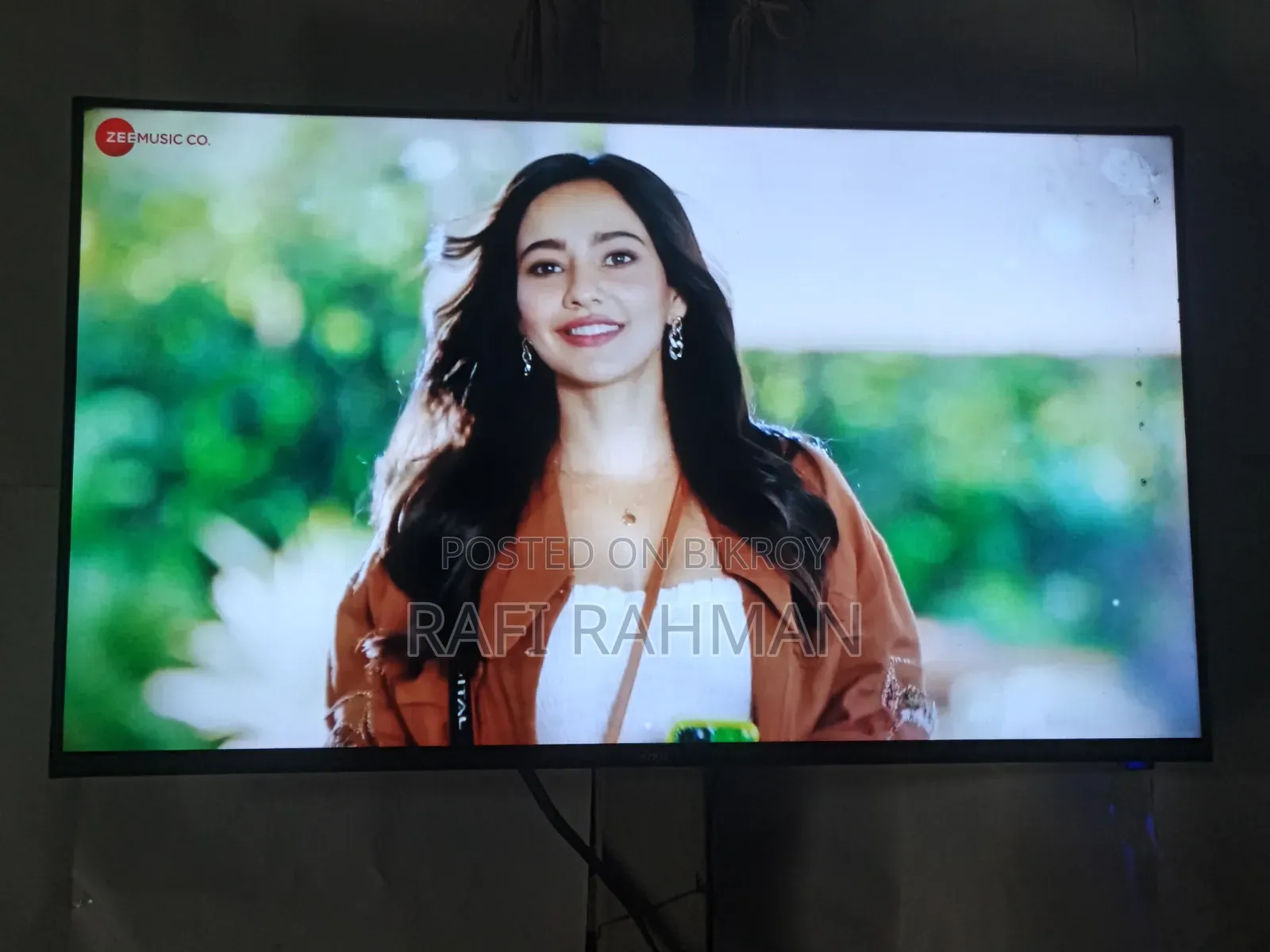 43" Siko Smart Android TV