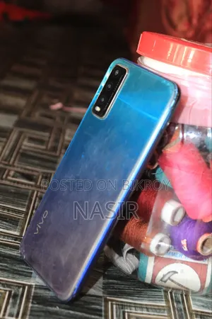 Vivo Y20 64 GB Blue