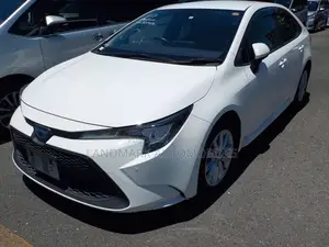 Toyota Corolla 2021 White