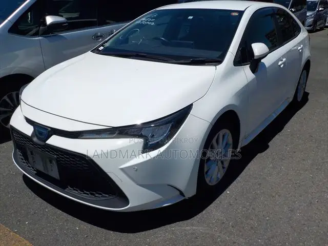 Toyota Corolla 2021 White