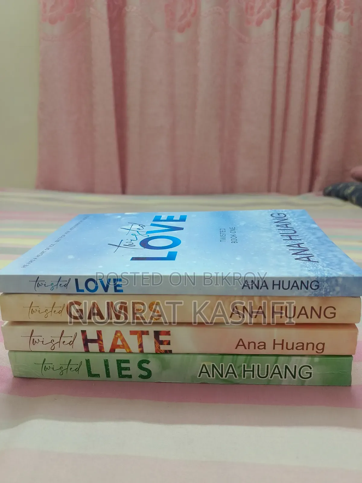 !!️"Fresh Condition English Books for Sale"!!️