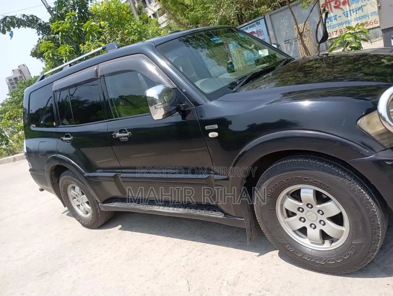 Mitsubishi Pajero 2004 Black