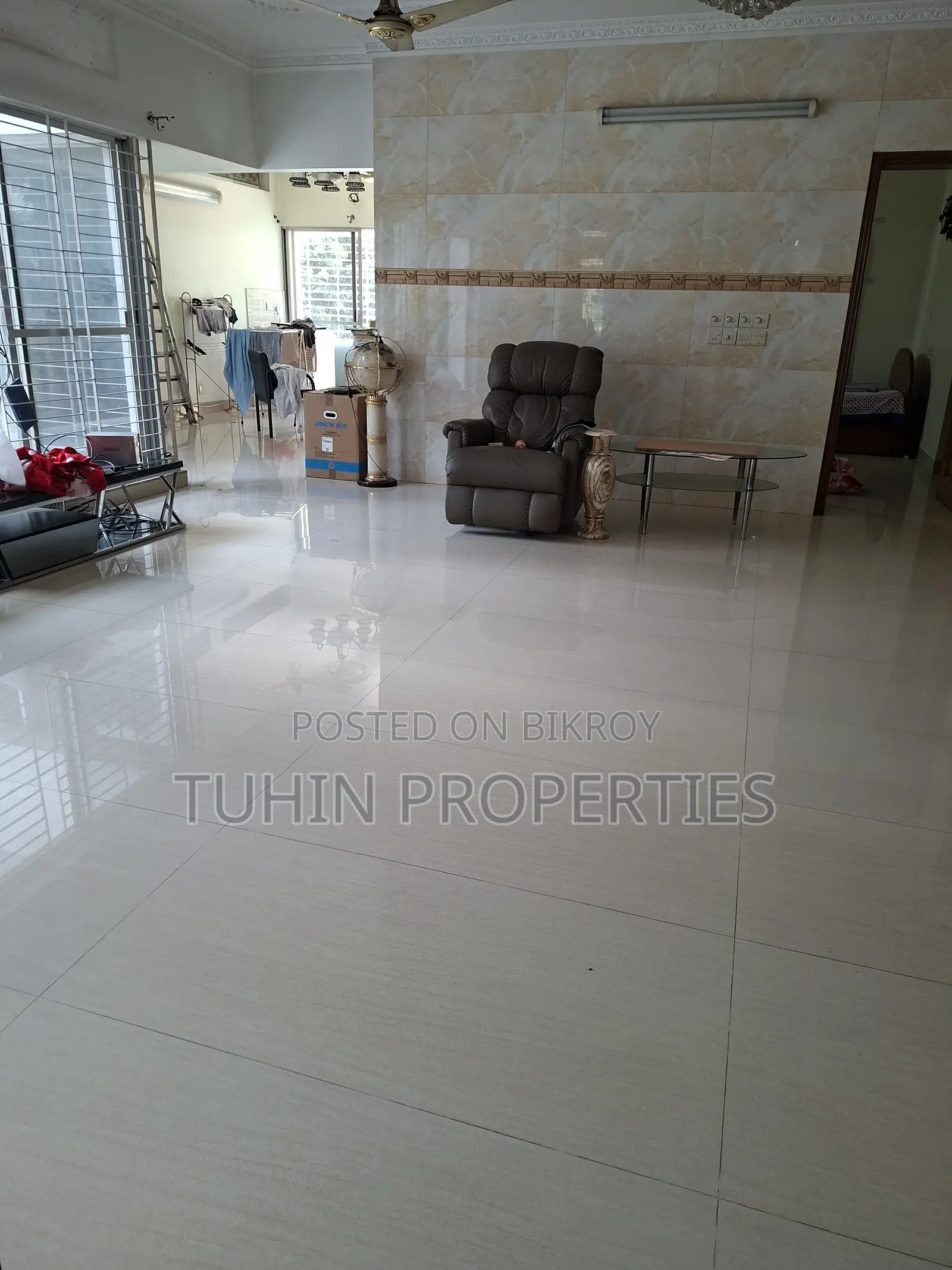 5bdrm Apartment in Banani for sale