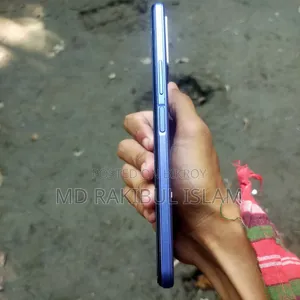 Vivo Y21 64 GB Blue