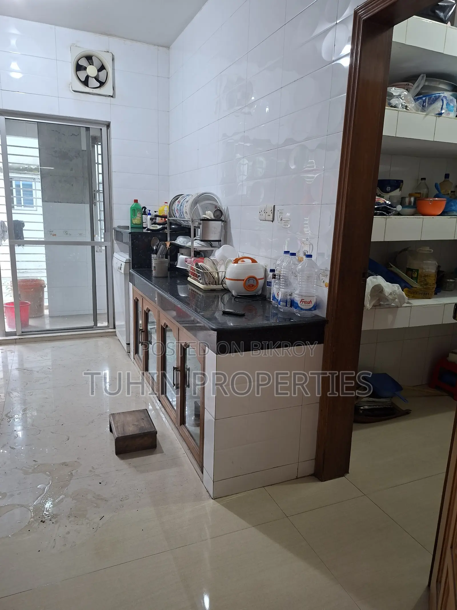 5bdrm Apartment in Banani for sale