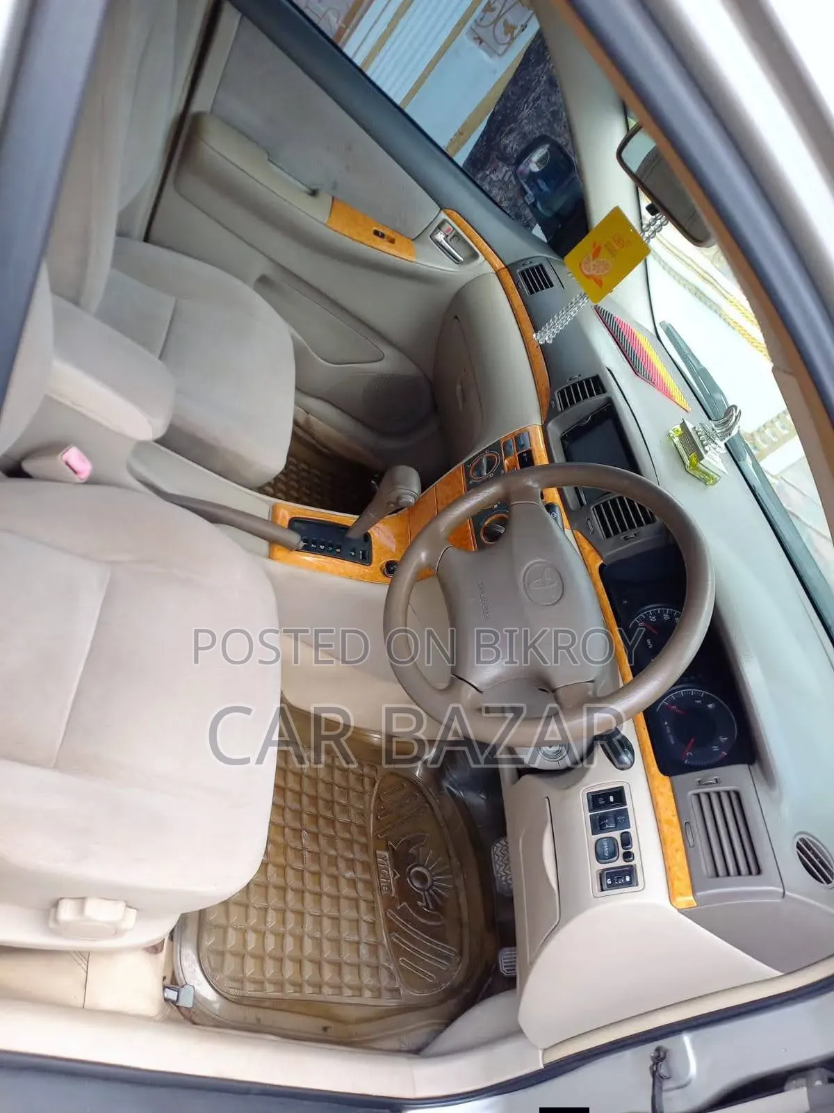 Toyota Corolla Sedan 2004 Beige