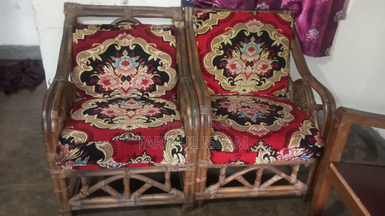 ব্যবহৃত সোফা সেট