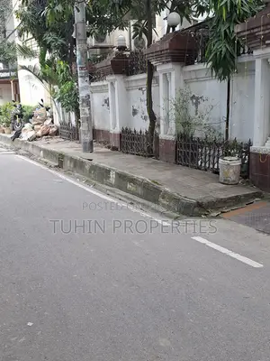 10bdrm Duplex in Banani for sale