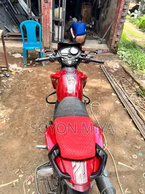 TVS Apache RTR 160 2V 2015 Red