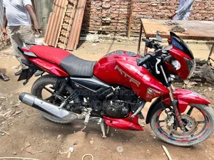 TVS Apache RTR 160 2V 2015 Red