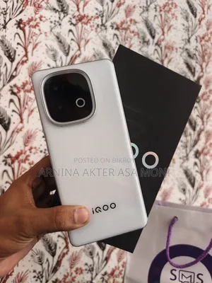 iQOO Z10 256 GB White