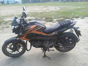 Honda Hornet 2020 Orange